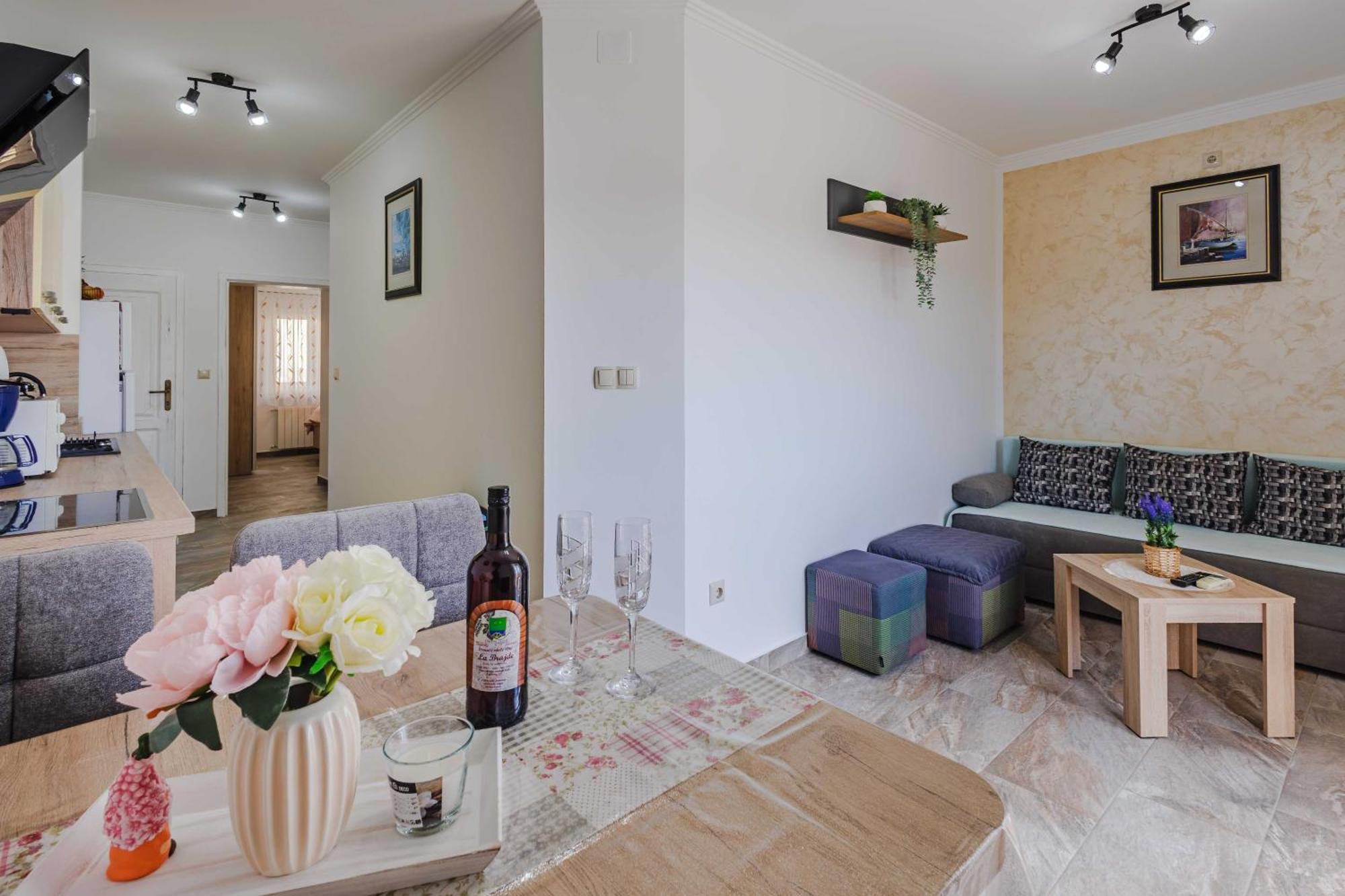 Apartments Rose Cizici Luaran gambar